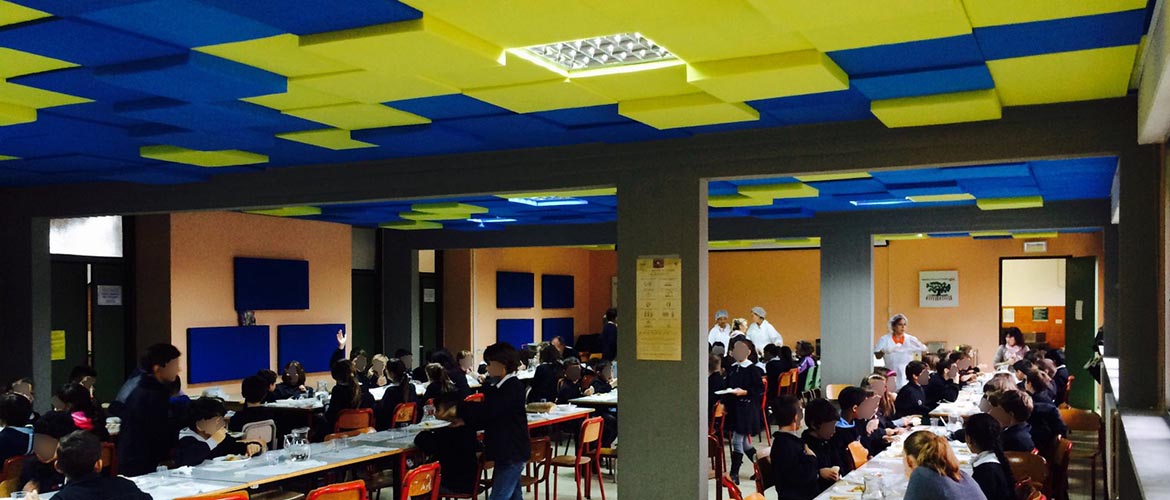 Colourful-acoustic-treatment-school-canteen-Camigliano