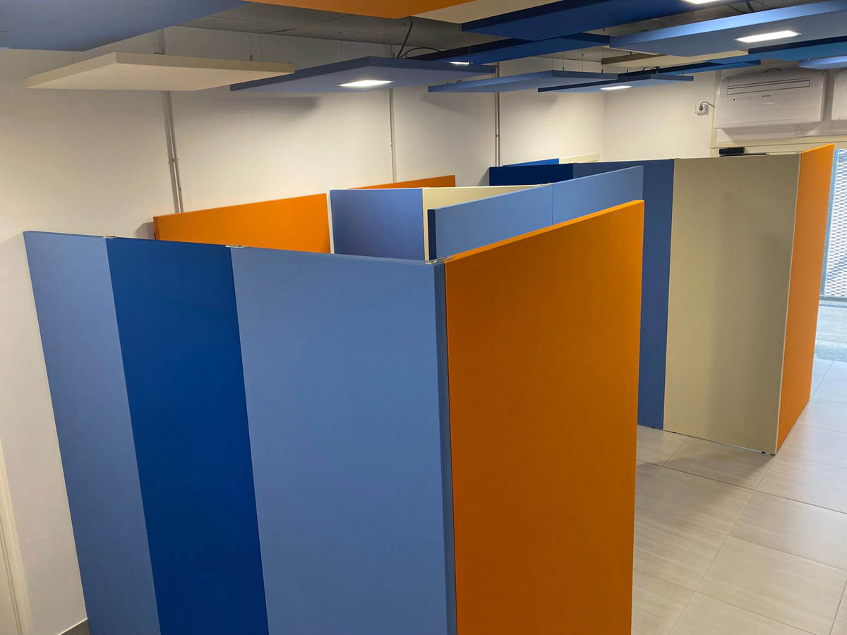 Shelter-modular-sound-absorbing-sound-insulating-walls